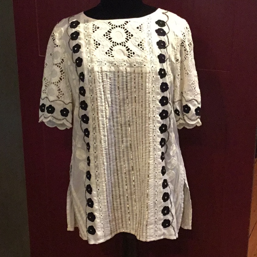 New - Stunning Tunic/Top